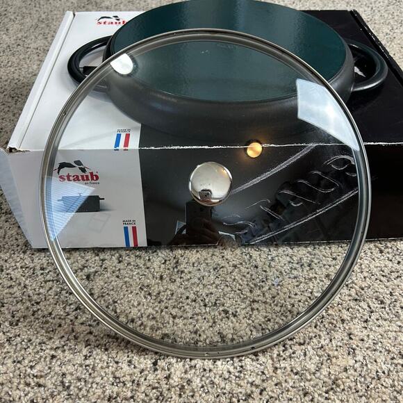 Staub Steam Grill with Lid Cast Iron Griddle 12-inch Black/Noir Teal w/Box - Picture 3 of 5